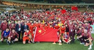 意甲-丘库埃泽破门 10人米兰1-2遭拉齐奥读秒绝杀3连败