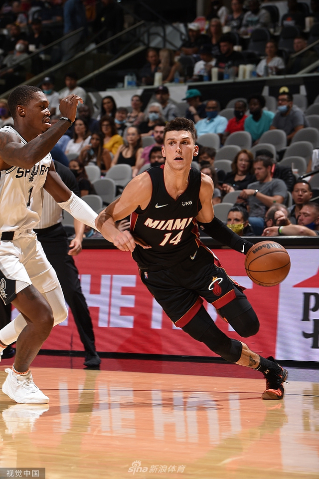 以莫泰尤纳 以莫泰尤纳